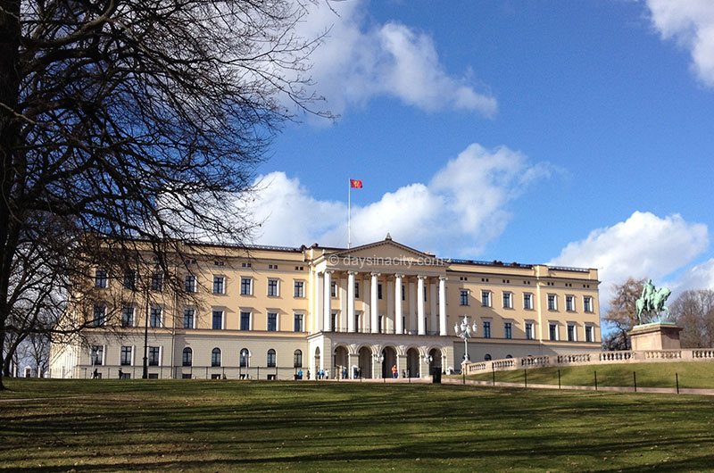 Oslo - Royal Palace